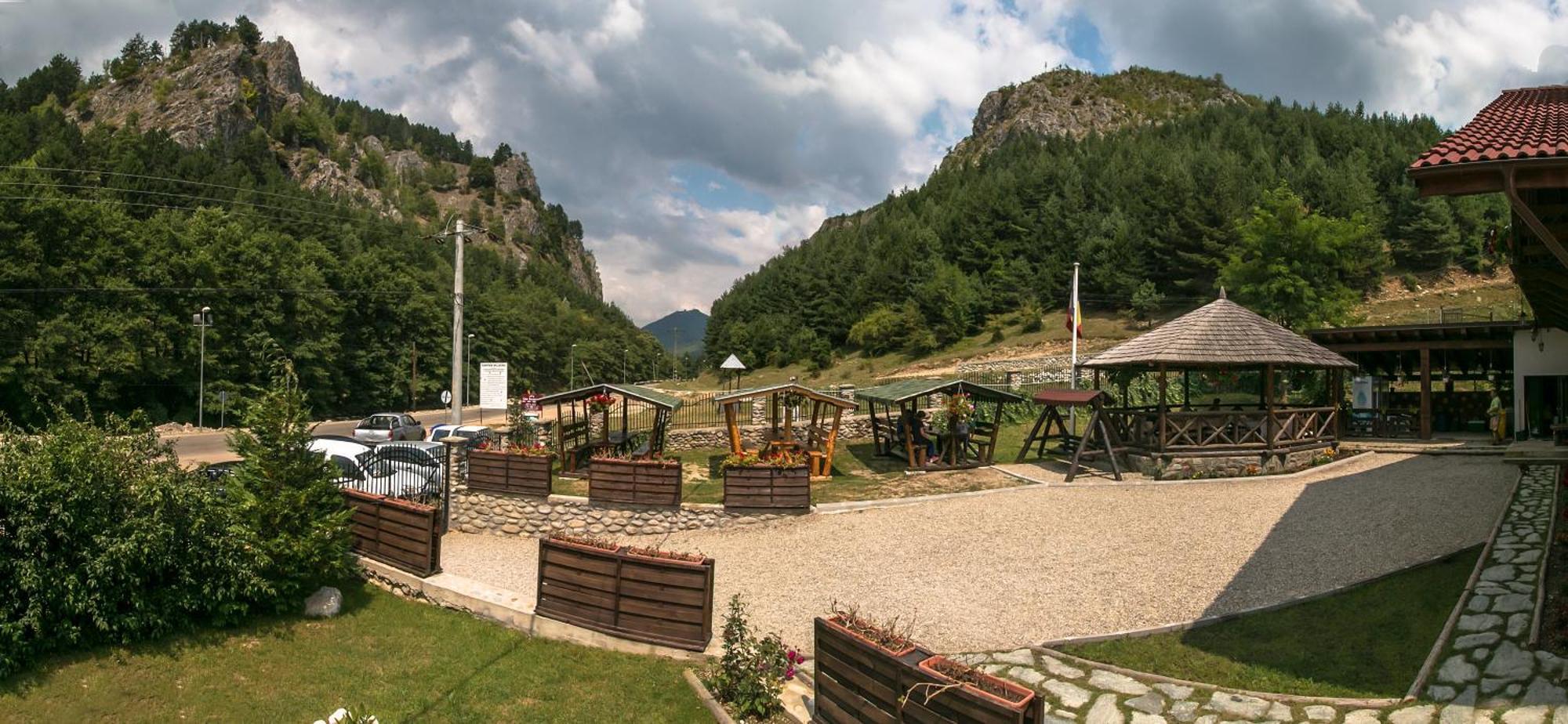 Pensiunea Tobo Baia de Fier Luaran gambar